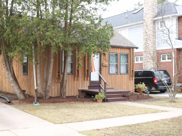1308 E Lincoln Ave, Birmingham, MI 48009