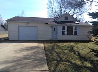536 E McArthur St, Corunna, MI