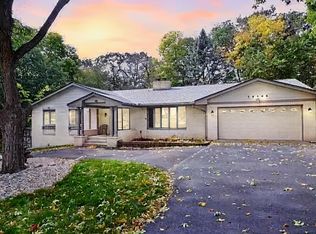 12368 James Rd, Minnetonka, MN 55343