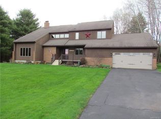 6110 Fairview Ln, Great Valley, NY 14741