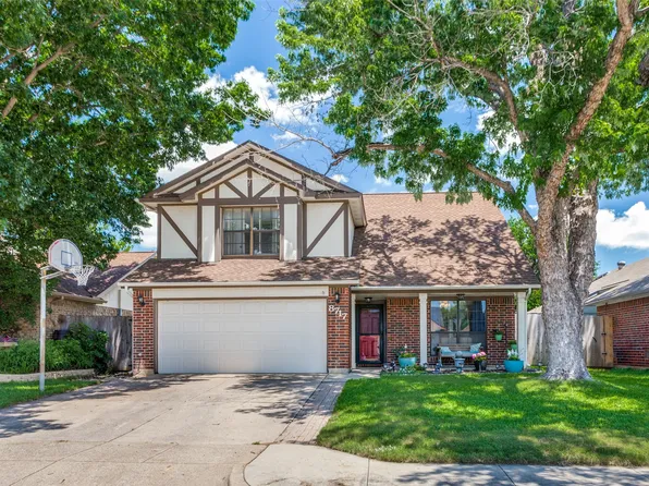 8717 Brushy Creek Trl, Fort Worth, TX 76118