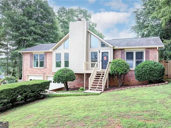 45 Skyview Cir, Cartersville, GA 30120
