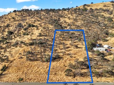 1 George Smith Rd, Squaw Valley, CA, 93675
