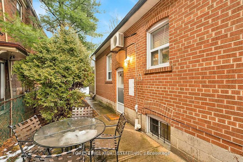 Toronto House for rent - 2 Bedrooms — photo 20