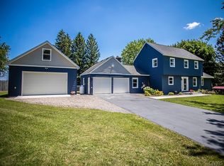 5560 Huntington Dr, Cazenovia, NY 13035