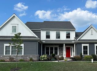 124 E Valley Rd, Denver, PA 17517