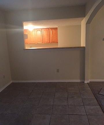 3rd image of 2723 Cary Dr