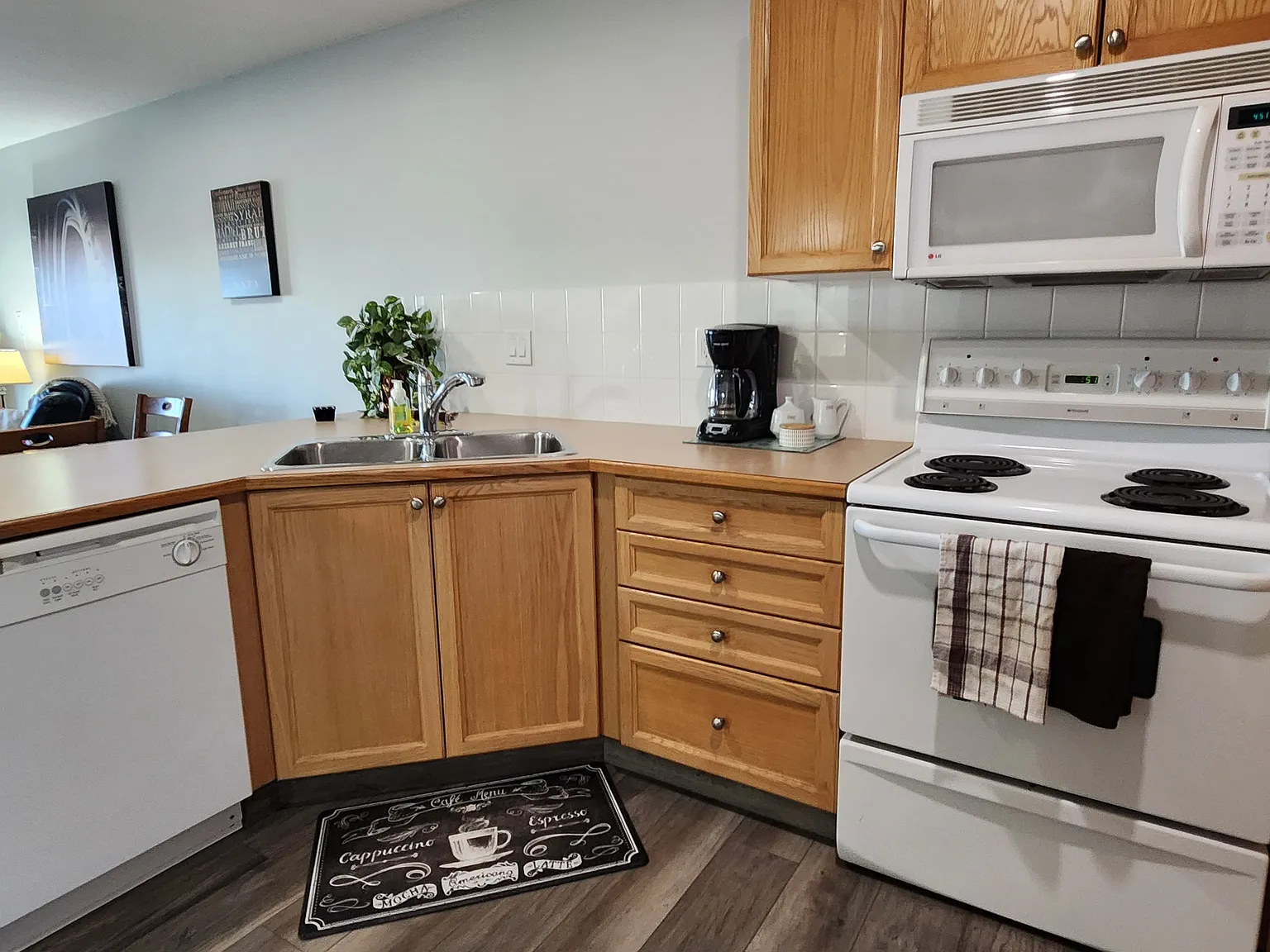 1 bed, 700 sqft, $2,495 — Photo 4