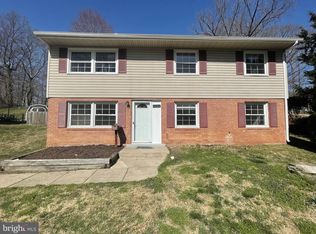 4534 Evansdale Rd, Woodbridge, VA 22193