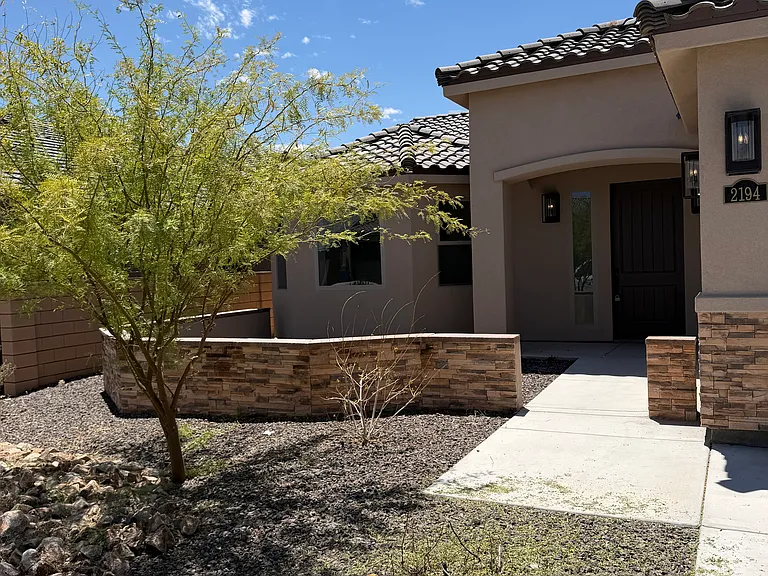 2194 E Hutch St — Photo 25