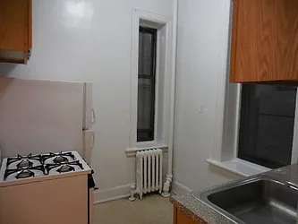 Rented by Aimee Grodanz, LREB