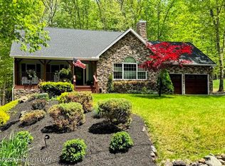 219 Owego Dr, Hazleton, PA 18202