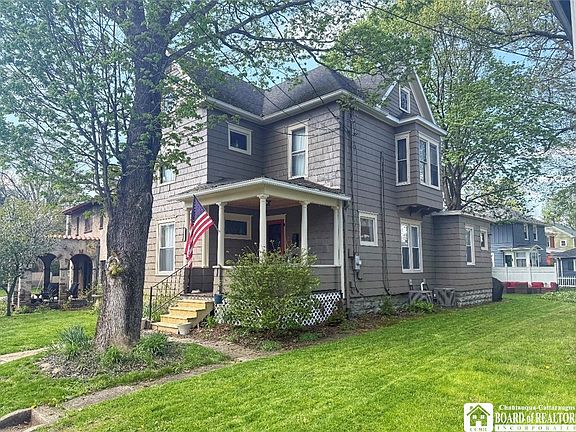 2nd image of 287 Hallock St