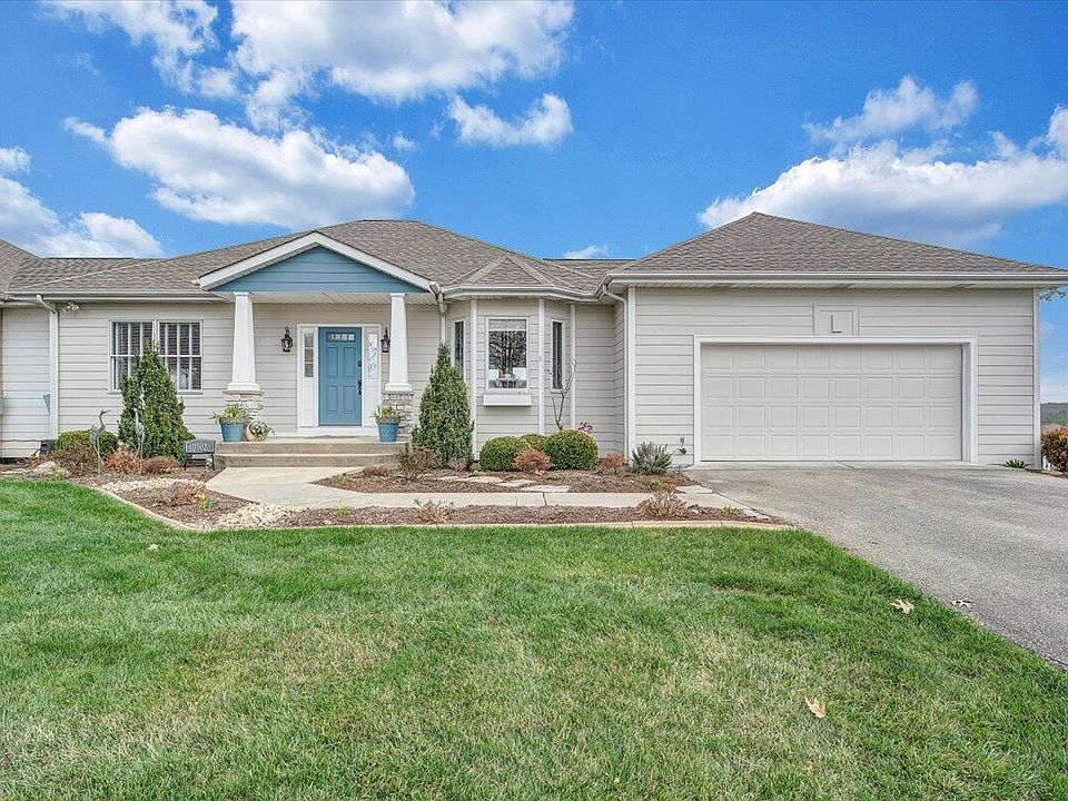 1st image of 2302 Lake Retreat Rd