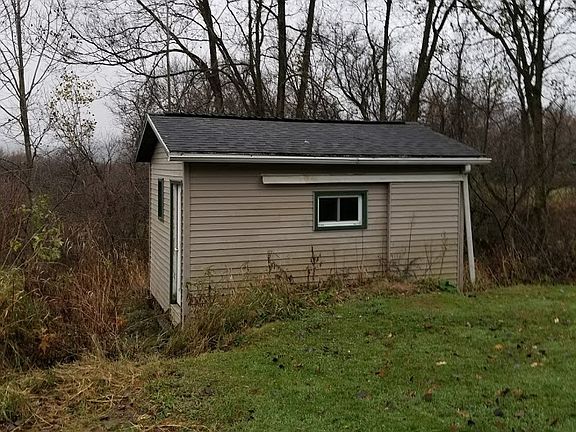Shed with electricity and lights