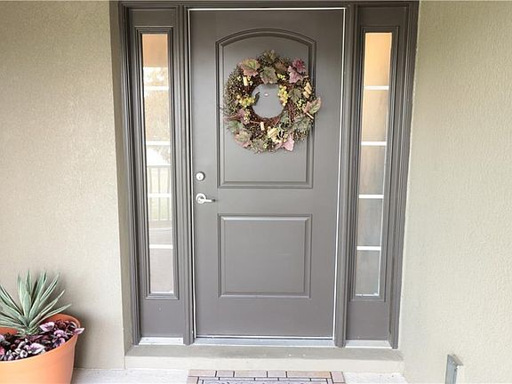 3rd image of 1072 Normandy Heights Cir