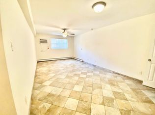 92 Parrott Pl APT 1A, Brooklyn, NY 11228