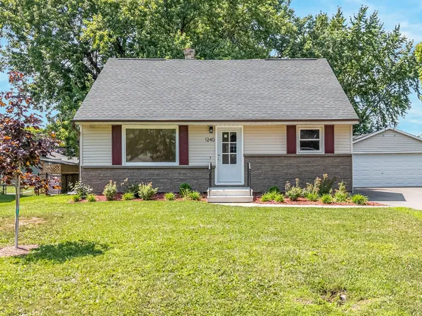 1240 Home Ave, Menasha, WI 54952