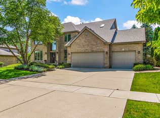 22124 Clary Sage Dr, Frankfort, IL 60423