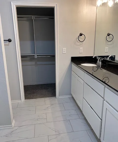 814 Chase Ln — Photo 7