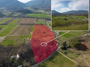 85 River Farm Ln, Canton, NC 28716