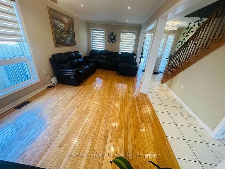 98 Muskox Dr #MAIN — Photo 4