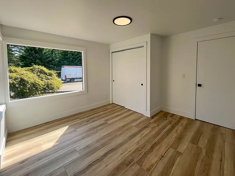 315 NE 148th Ave — Photo 33