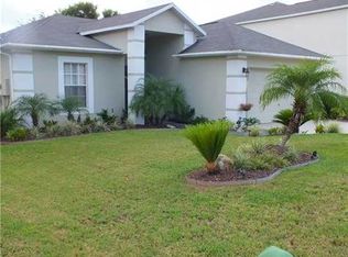 2382 Tealwood Cir, Tavares, FL 32778