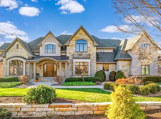 1264 Mary Hill Cir, Village Of Hartland, WI 53029