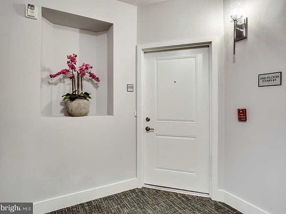 3rd image of 43095 Wynridge Dr #200