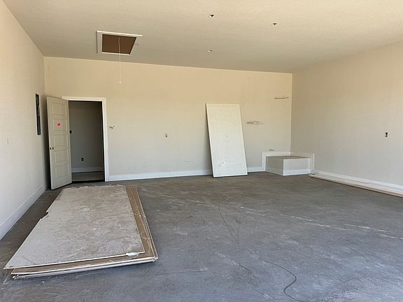 4th image of 4205 Connally St