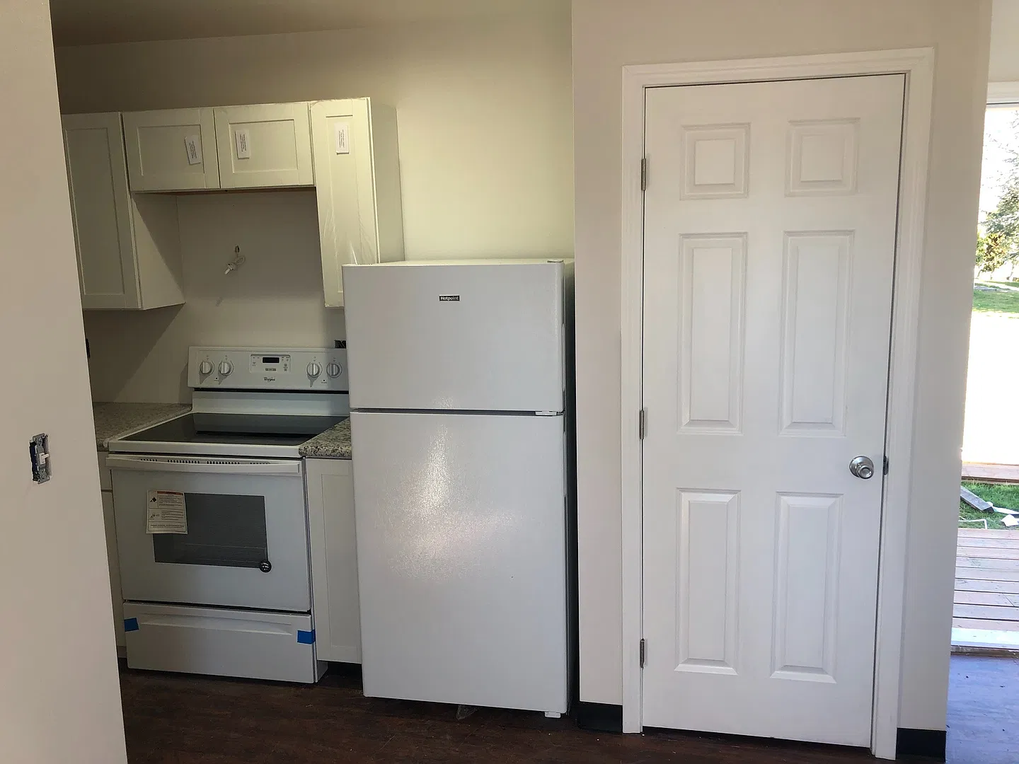 13014 LLC - Clear Lake Apartments — Photo 4