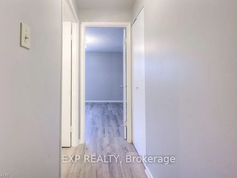 1200 Courtland Ave E #15 — Photo 14