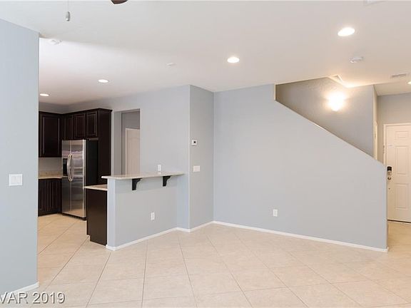 5th image of 7725 Jasmine Falls Dr