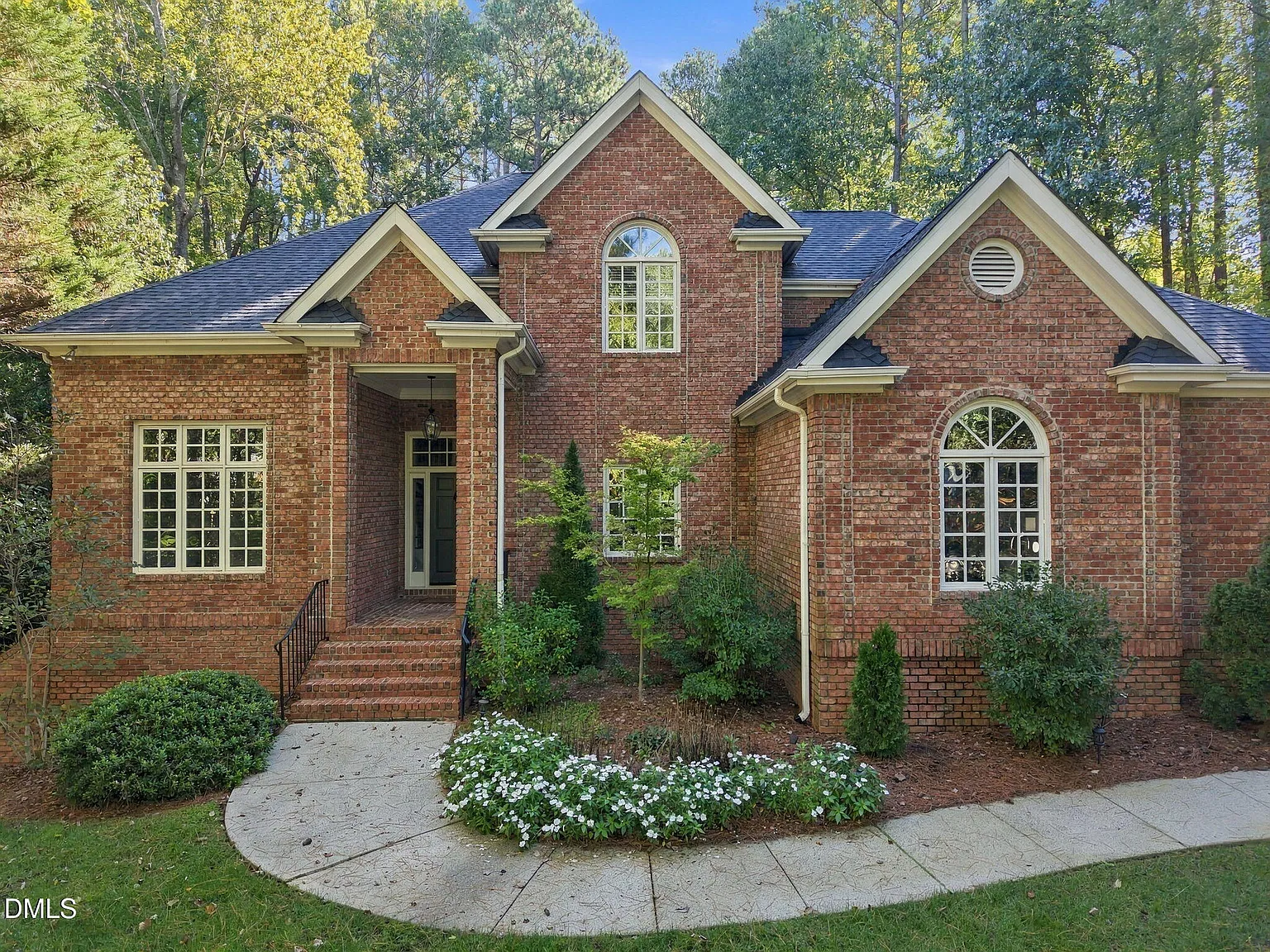 5 bed, 4.5 bath, $4,500 — Photo 2