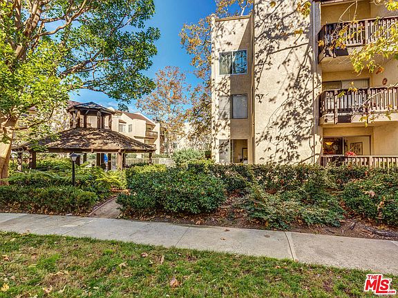 2nd image of 4108 Summertime Ln