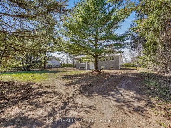 1630 Gourley Rd, East Hawkesbury, ON K6A 2R2