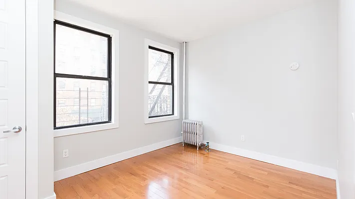Rented by Nooklyn NYC LLC | media 31