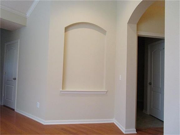 Niche in Dining Room  for your favorite work of art