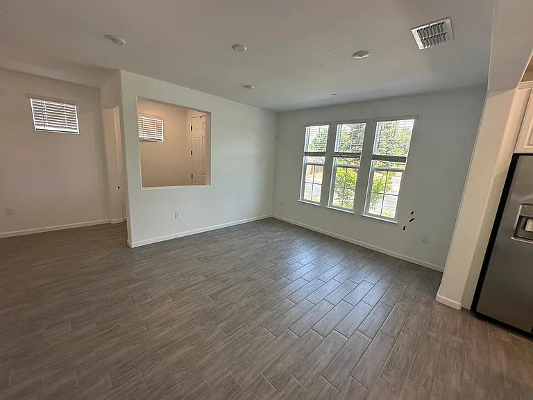 1652 Matmor Rd — Photo 4