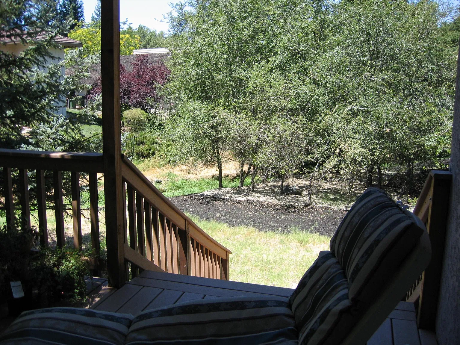 3 bed, 1886 sqft, $2,550 — Photo 2