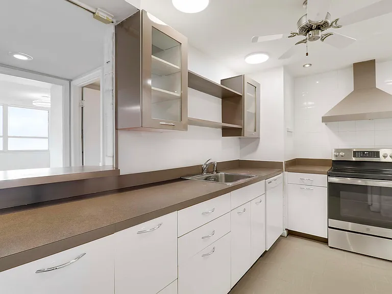 5600 N Flagler Dr #1001 — Photo 14