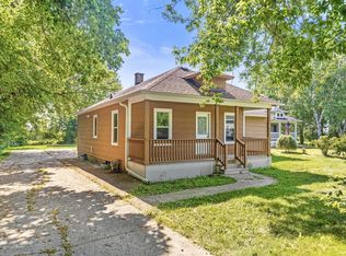7229 Douglas Ave, Racine, WI 53402