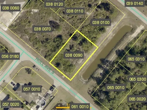 423 Hull Ave S, Lehigh Acres, FL 33974