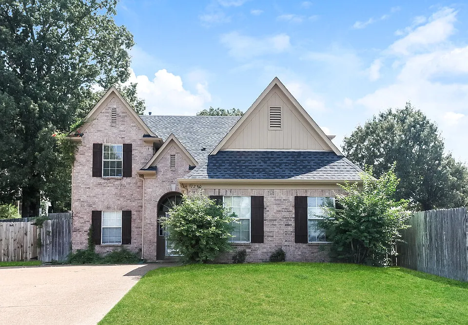 1280 Carlton Ridge Dr