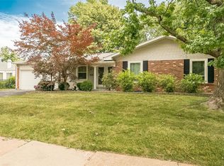 1656 Craig Rd, Saint Louis, MO 63146
