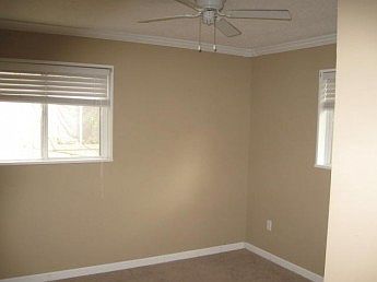 5th image of 1103 S Prairie St