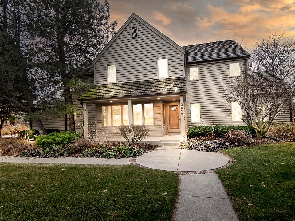 3019 Walden CIRCLE, Waukesha, WI 53188 Zillow