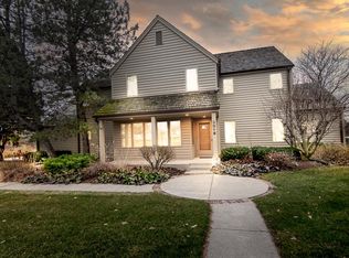 3019 Walden Cir, Waukesha, WI 53188