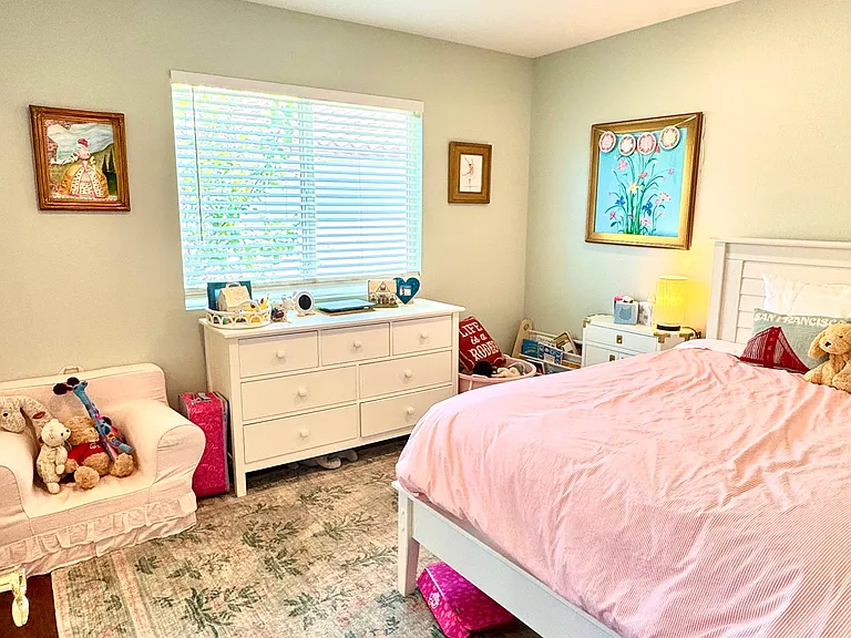 1st bedroom